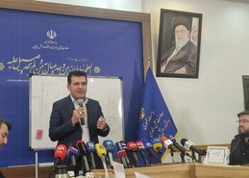 طراحی دستیار هوشمند برای پزشکیان