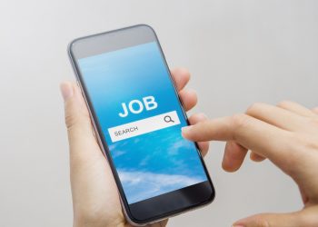 راهنمای کامل استخدام و کاریابی در قرچک؛ از کجا شروع کنیم؟