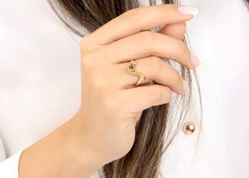 راهنمای جامع قیمت و خرید انگشتر طلا زنانه از ای جی استایل