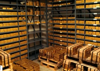 پیشبینی قیمت طلا تا پایان سال | زمان خرید یا صبر؟