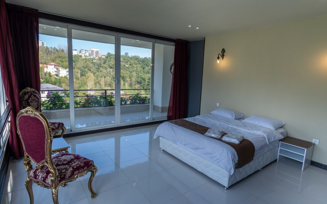 مجتمع اقامتی کلبه‌ های ساحلی پارسیان آزادی خزر چالوس