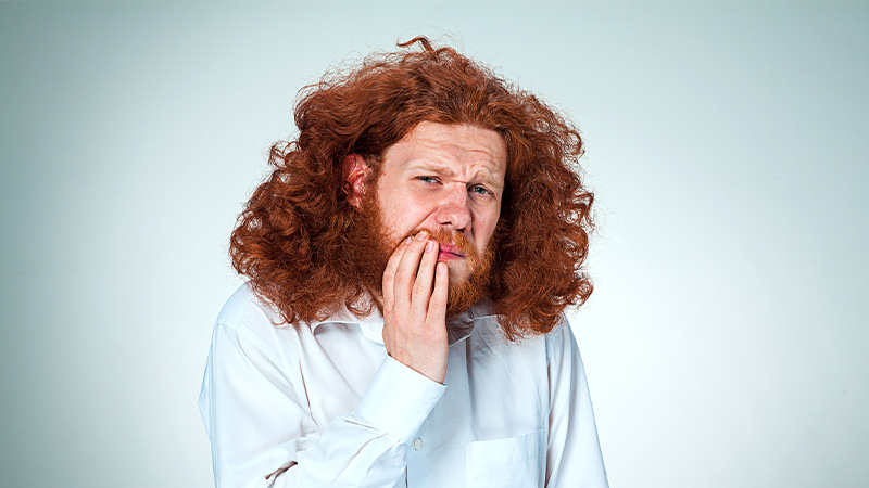 آیا جراحی فک دردناک است؟ راهنمای کامل برای بیماران