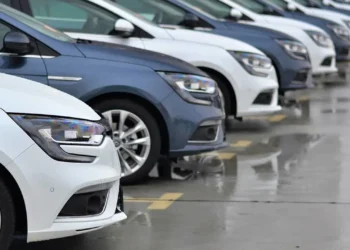 واردات خودروهای اقتصادی با تعرفه پایین/ بازار منتظر کاهش قیمت‌هاست؟