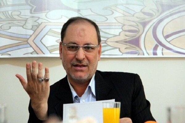 اعتکاف پاسخ عملی به جنگ فرهنگی دشمن است