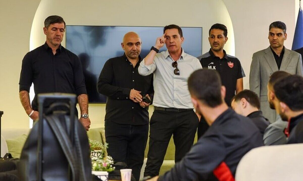 اوسمار ۴ بازیکن می‌خواهد، پول نیست!