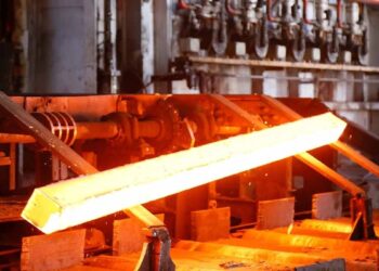 اکسیژن صنعتی در ایران؛ چگونه خلوص و استاندارد مناسب پروژه را انتخاب کنیم؟