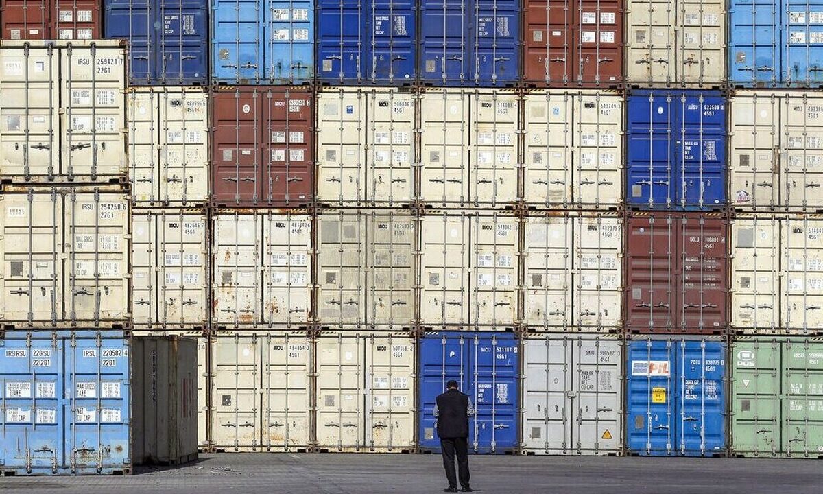 برداشتن محدودیت کارت بازرگانی / واردات آزاد شد!