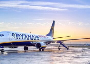 بزرگترین شرکت هواپیمایی اروپا یک میلیون صندلی دیگر را حذف میکند بزرگترین شرکت هواپیمایی اروپا یک میلیون صندلی دیگر را حذف میکند