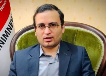 تبلیغ ایمپلنت فوری دروغ است/سلبریتی‌ها حق تبلیغ خدمات پزشکی را ندارند