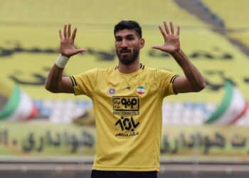 جشن تولد لاکچری ستاره پرسپولیسی در امارات با حضور قایدی + عکس