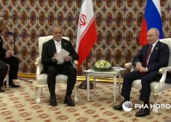 حاشیه گفتگوی پزشکیان و پوتین درباره پروژه رشت ــ آستارا؛ آمار پزشکیان درست است حاشیه گفتگوی پزشکیان و پوتین درباره پروژه رشت ــ آستارا؛ آمار پزشکیان درست است