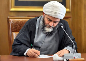 حجت‌الاسلام قمی: مقصد این چله‌خوانی، قیام و حرکت است