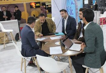 در حاشیه الکامپ خوزستان : ترسیم نقشه راه شهرهای آینده با فناوری انحصاری «تکرادار»؛ تربیت ۱۰۰۰ متخصص برای بازارهای بینالمللی در حاشیه الکامپ خوزستان : ترسیم نقشه راه شهرهای آینده با فناوری انحصاری «تکرادار»؛ تربیت ۱۰۰۰ متخصص برای بازارهای بینالمللی