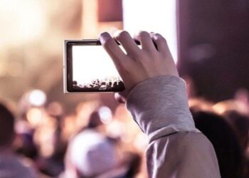 رسانه می‌تواند زمینه‌ساز تظاهر باشد؛سیاستمدار مؤمن باید از ریا بپرهیزد