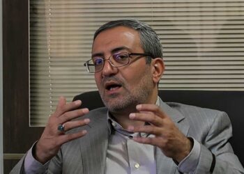 عباس پالیزدار دستگیر و روانه زندان شد