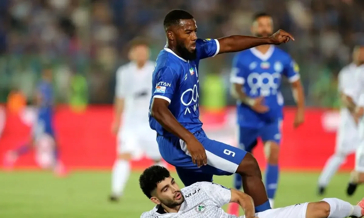 قرارداد دو بازیکن استقلال رسما لو رفت!