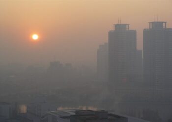 هشدار نارنجی آلودگی هوا برای ۷ شهر صنعتی