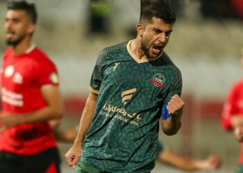 پخش زنده بازی تراکتور و شمس آذر امروز ۵ دی ۱۴۰۴