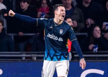 پرسپولیس روی ۲ مهاجم خارجی متمرکز شد