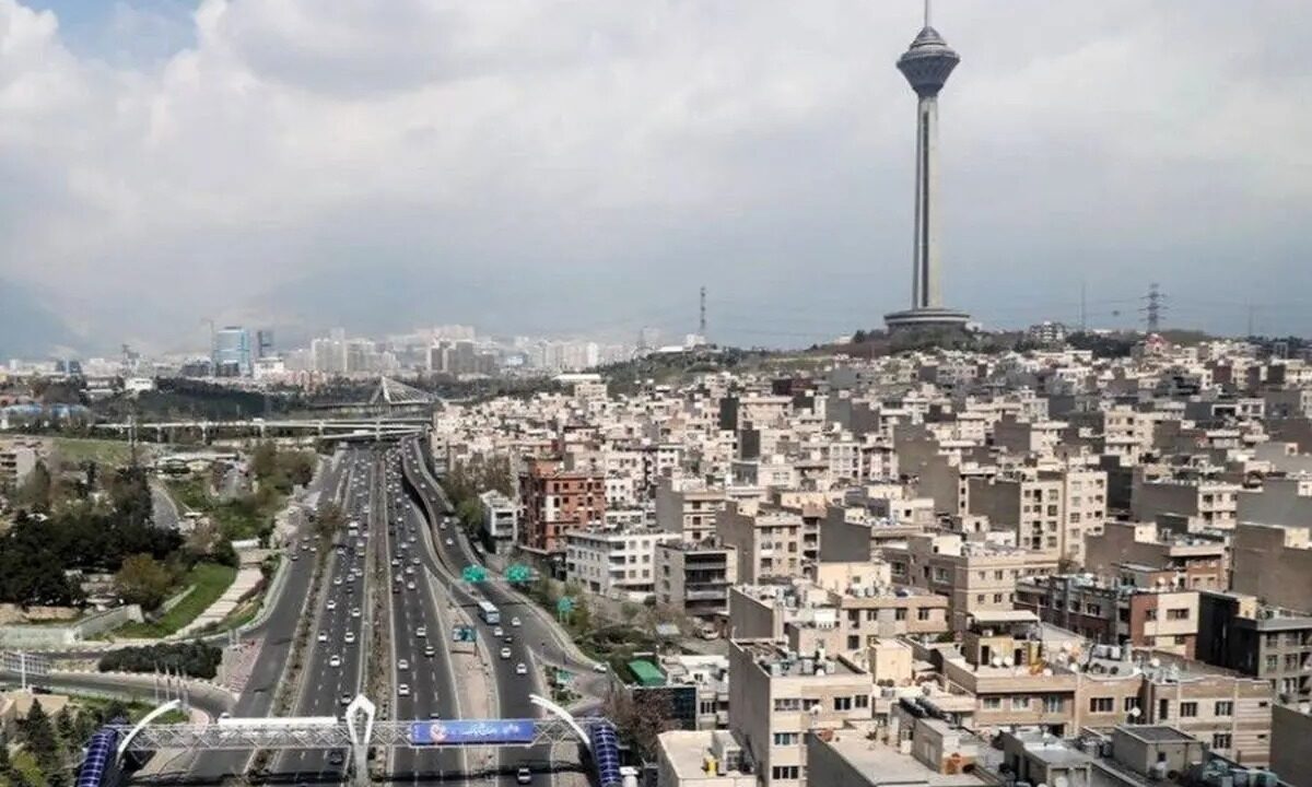 پیش‌بینی هوای تهران امروز دوشنبه ۱۷ آذر ۱۴۰۴ / امشب دمای تهران به زیر صفر می‌رسد