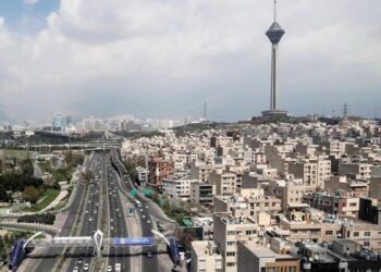 پیش‌بینی هوای تهران امروز دوشنبه ۱۷ آذر ۱۴۰۴ / امشب دمای تهران به زیر صفر می‌رسد