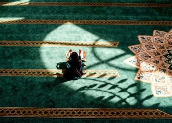 ام داوود کیست؟/ روش انجام اعمال+ متن عربی و فارسی دعا