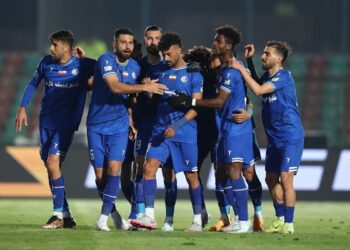 تغییر زمان بازی سپاهان – استقلال / ساعت دقیق اعلام شد