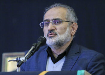 حسینی: چنددستگی درونی بزرگ‌ترین آفت جریان انقلاب در انتخابات است