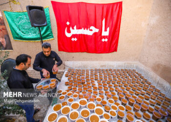 سمنوپزان هیئت دانش آموزی آسمان در آئین معنوی اعتکاف