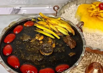 طرز تهیه خورش تره کردی با روش اصیل و محلی