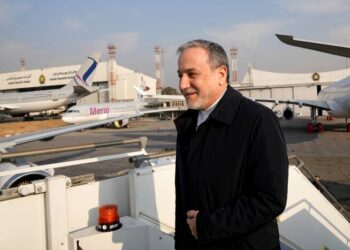 عراقچی عازم لبنان شد