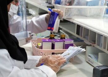 مهرزادی: قاچاق دارو وجود دارد