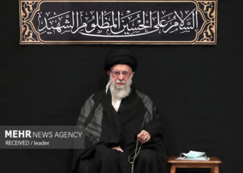 نظر رهبر انقلاب درباره برگزاری روضه‌خوانی و سینه‌زنی در غیر عاشورا
