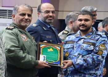 هجدهمین جشنواره جوان سرباز نیروی هوایی ارتش برگزار شد