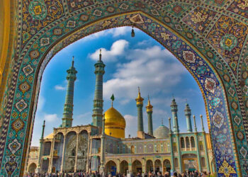 پخش زنده اعمال ام‌داوود از آنتن رادیو معارف