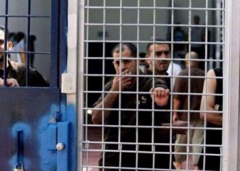 ۳۲۳ اسیر فلسطینی در زندان‌های صهیونیست‌ها جان باخته اند