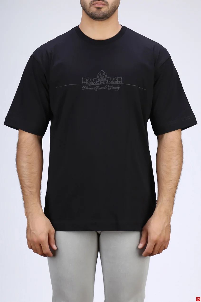 راهنمای جامع نوسازی کمد لباس آقایان؛ خرید تیشرت مردانه و پولوشرت مهمترین سرمایهگذاری استایل شما هستند! خرید تیشرت مردانه جامه پوش آرا جی پی ای JPA