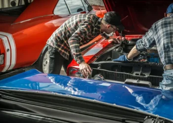 بحران مکانیک در اروپا؛ فرصت طلایی برای تعمیرکاران ایرانی؟