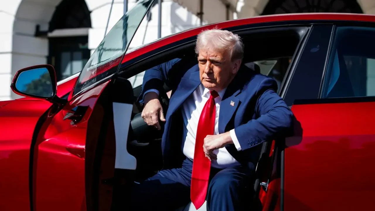 ترامپ بنزین را آزاد می‌کند