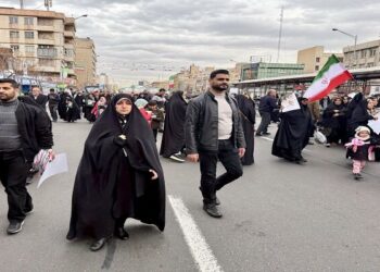 حضور معاون رئیس‌جمهور در امور زنان و خانواده در مراسم راهپیمایی ۲۲بهمن
