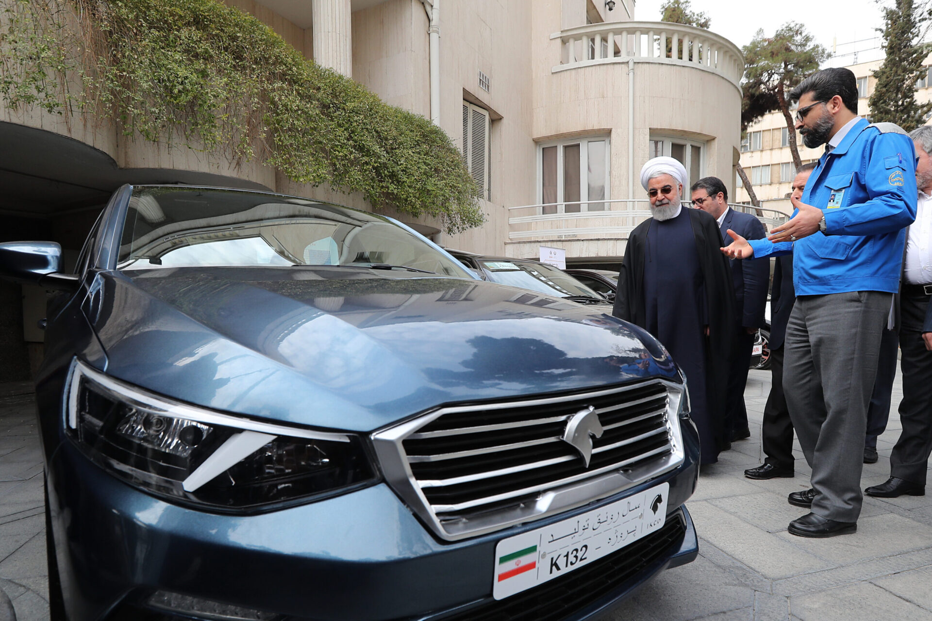 Iran President Unveils New Homegrown Cars - Iran Front Page