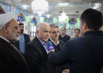 رفع مشکلات اقتصادی اولویت دولت؛ وزرا پیگیر مسائل استان ها هستند
