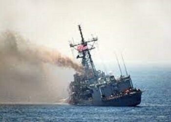 آتش‌سوزی در یکی از ناو‌های آمریکا