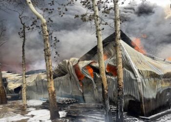 آخرین جزییات آتش سوزی کارخانه تولید چسب در البرز اعلام شد