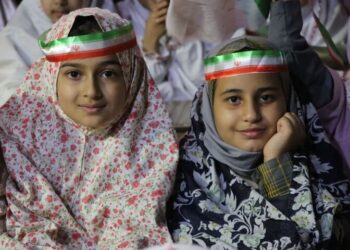 اجتماع دختران کشوردوست به یاد شهدای دختر جنگ