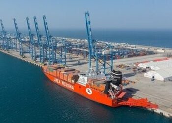 اختلال در انتقال منابع ارزی ایران از دوبی / ایران به دنبال جایگزین مناسب برای امارات است؟