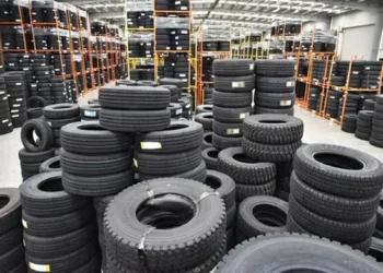 افزایش ۳۰ درصدی قیمت تایر در بازار امروز ۳۱ فروردین/ قیمت لاستیک ایرانی به چند تومان رسید؟