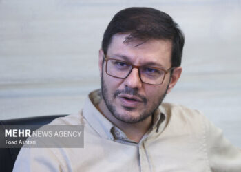 انقلاب اسلامی عهد پدرها را سست کرد و مردم را به سوی«عهد خود» رهنمون شد