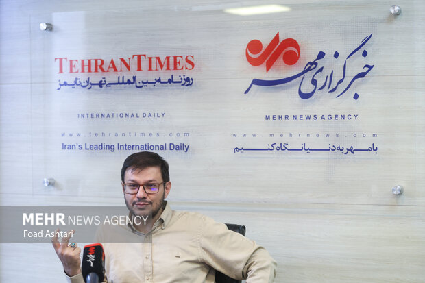 انقلاب اسلامی عهد پدرها را سست کرد و مردم را به سوی«عهد خود» رهنمون شد