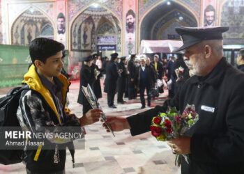 برگزاری برنامه «در مسیر بهشت» ویژه نوجوانان پسر در حرم امام رضا(ع)